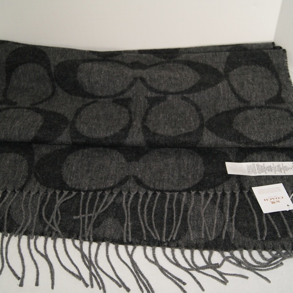 COACH SIGNATURE  C MUFFLER WOOL  SCARF - Picture 3 of 5